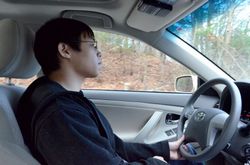 �^�]�Ƌ��̎擾��p�Ƀv�����l�����g����26�Βj��